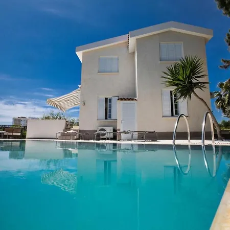 The Ultimate 5 Star Villa With Private Pool And Close To The Beach Ayia Napa Villa 1380 아이아 나파
